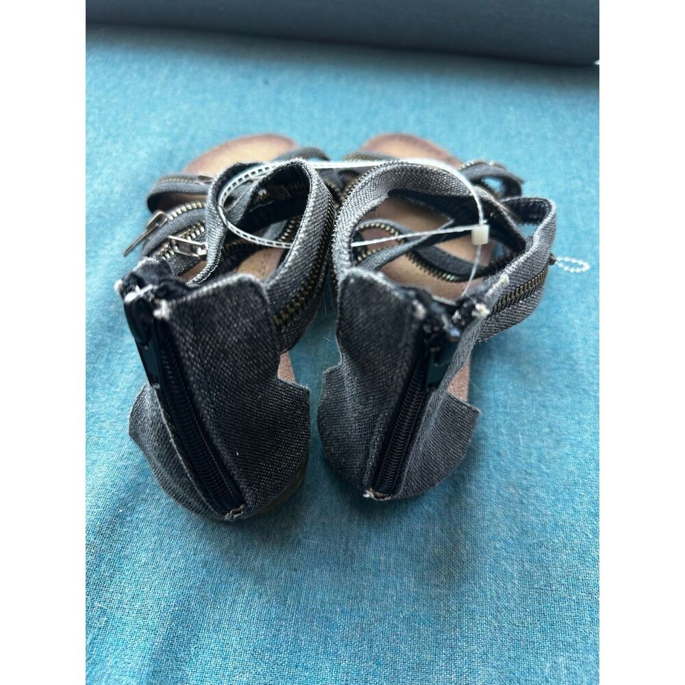Women’s Strappy Gladiator Zip Sandals US8 NWT - Picture 4 of 6